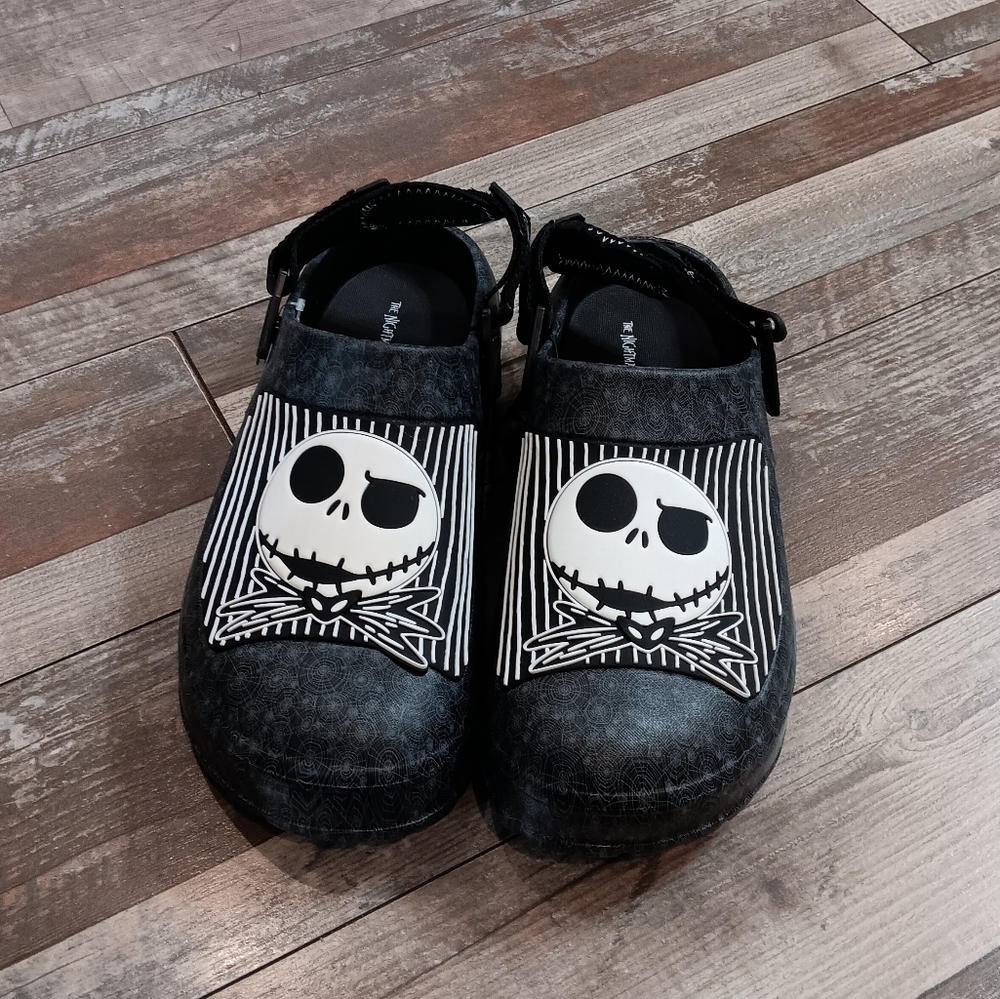 The Nightmare Before Christmas Men's Black Skull Slip On Clog Sandals Size 12